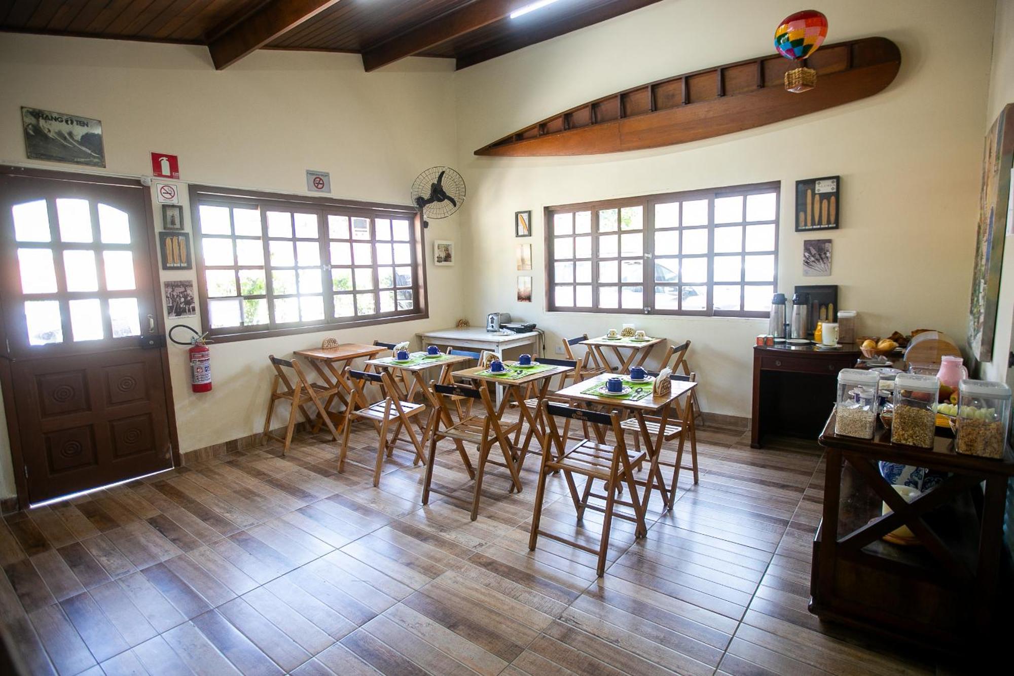 Juuquehy Surf House - suítes privativas-Passeio de canoa havaiana incluído Juqueí Exterior foto